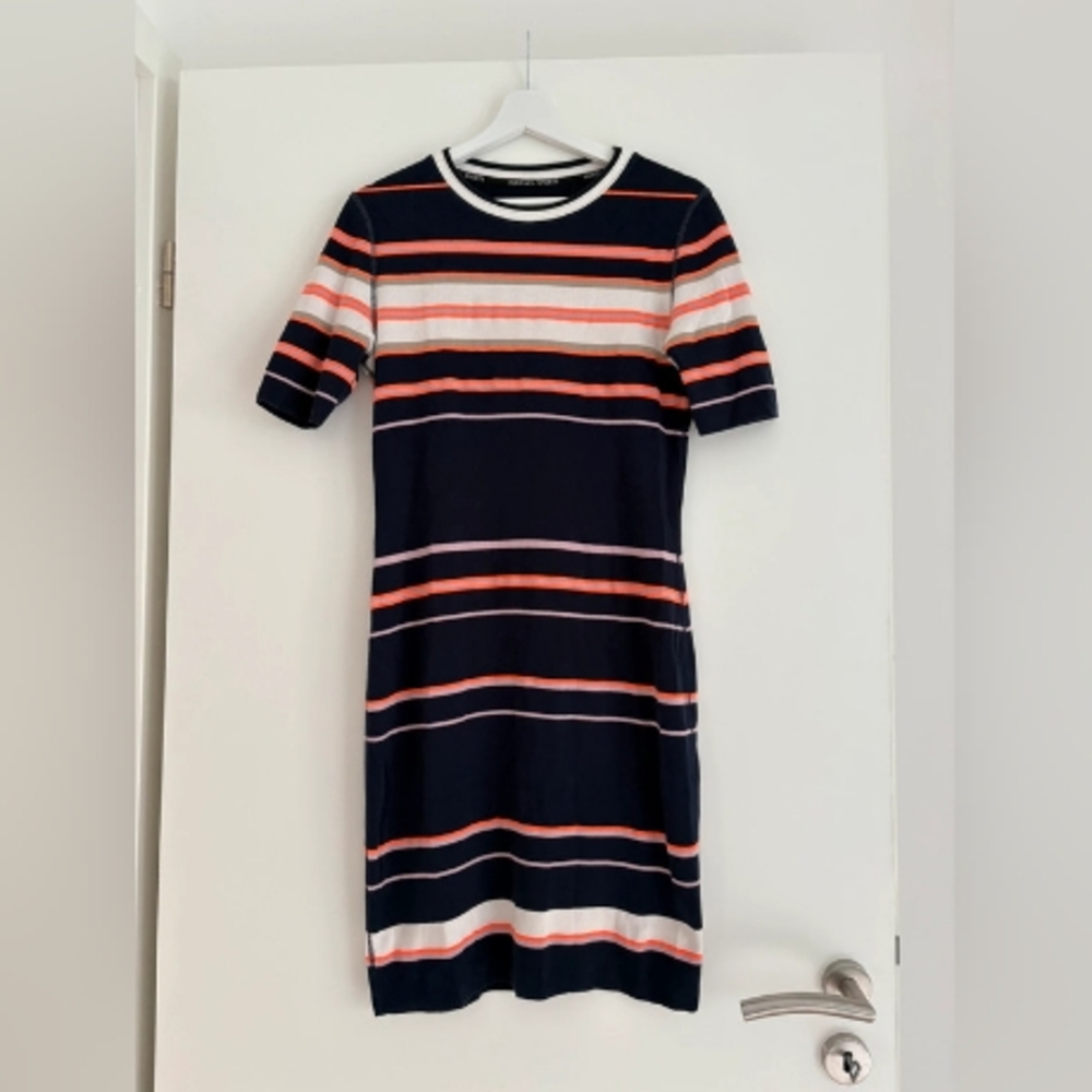 Elegant Navy Striped Midi Dress